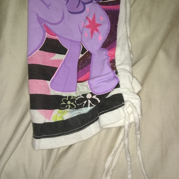 ⭐buy 2 get 1 free⭐My little pony🦄 graphic t-shirt - Picture 4 of 7